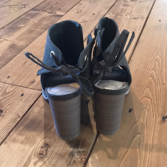 Open Toed Fall Ankle Boots - Picture 2 of 3